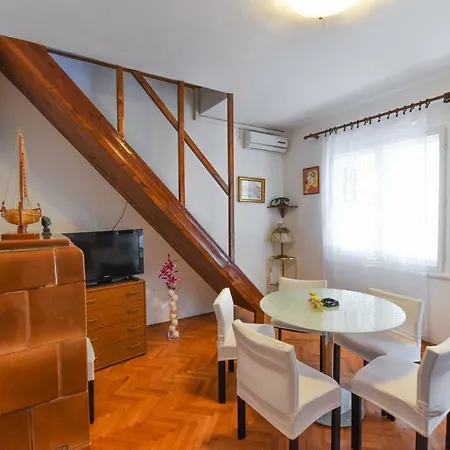 Apartman Zaratina *